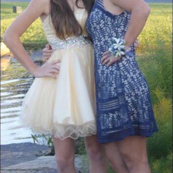 Prom/Homecoming - Picture 3 of 7